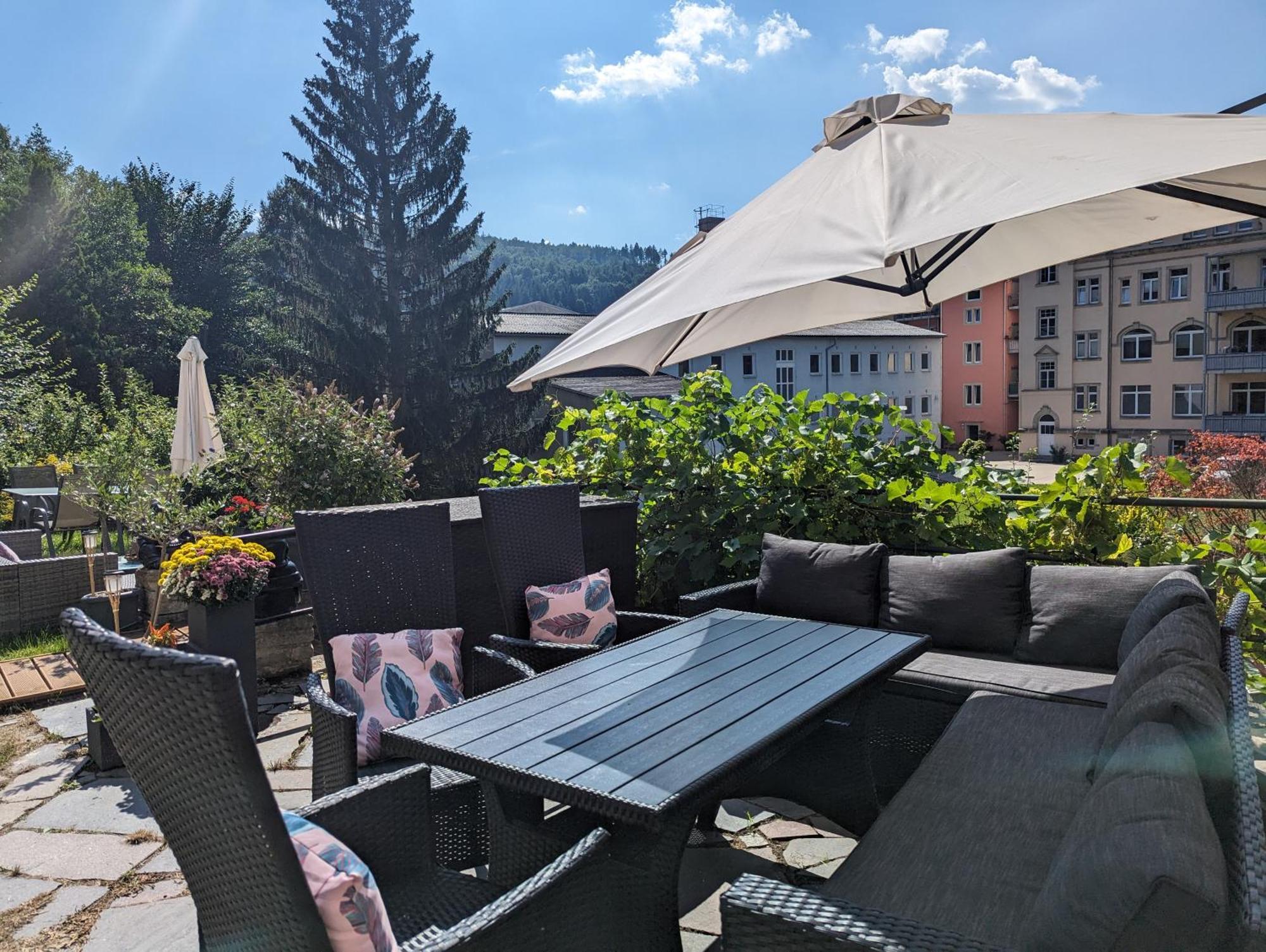 F4 - Urlaubsmagie - Grosse Fuer Bis Zu 10 Personen Apartment Sebnitz